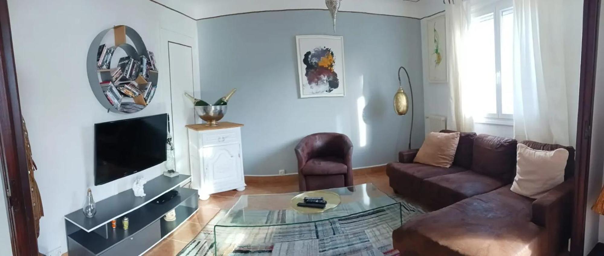 Appartement Moderne A Perpignan Avec Vue Sur La Montagne Luaran gambar